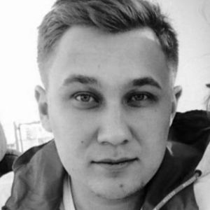 Артём