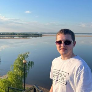 Айнур