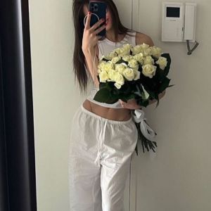 Аня