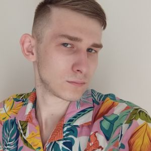 Артём