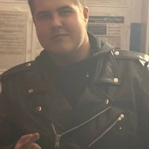 Артём