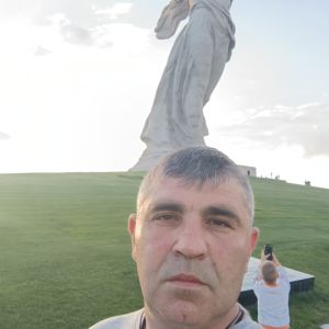 Артём